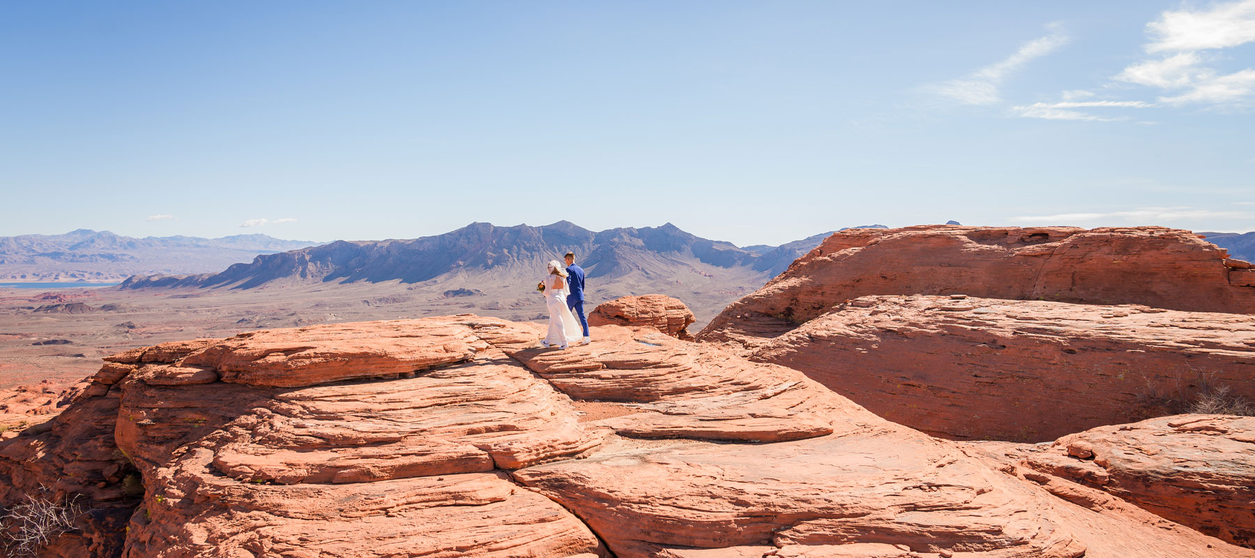 Stunning red rock arch formation at Valley of Fire framing the desert landscape